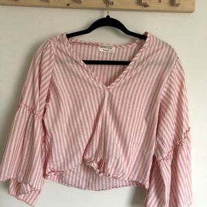 Adorable bell sleeves canvas blouse w front tie at waistline size M